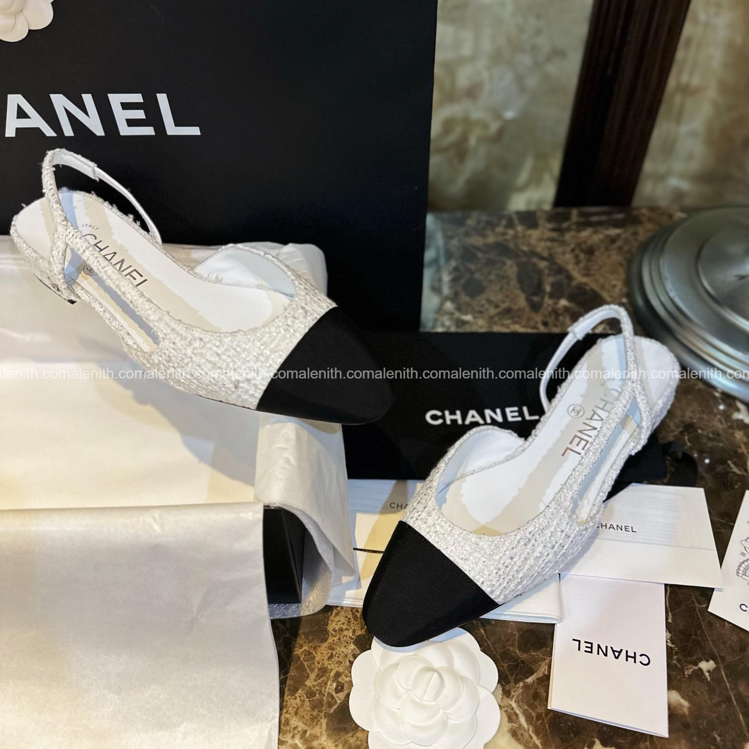 Chanel Silver Coated White Tweed Flat Slingback
